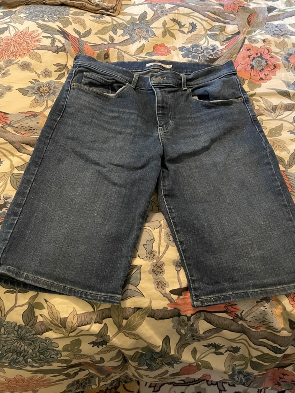 Levi’s Classic Dark Wash Denim Bermuda Shorts